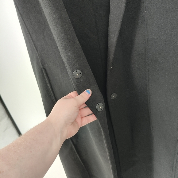 Danier | wool blend sleeveless long coat - Picture 4 of 7